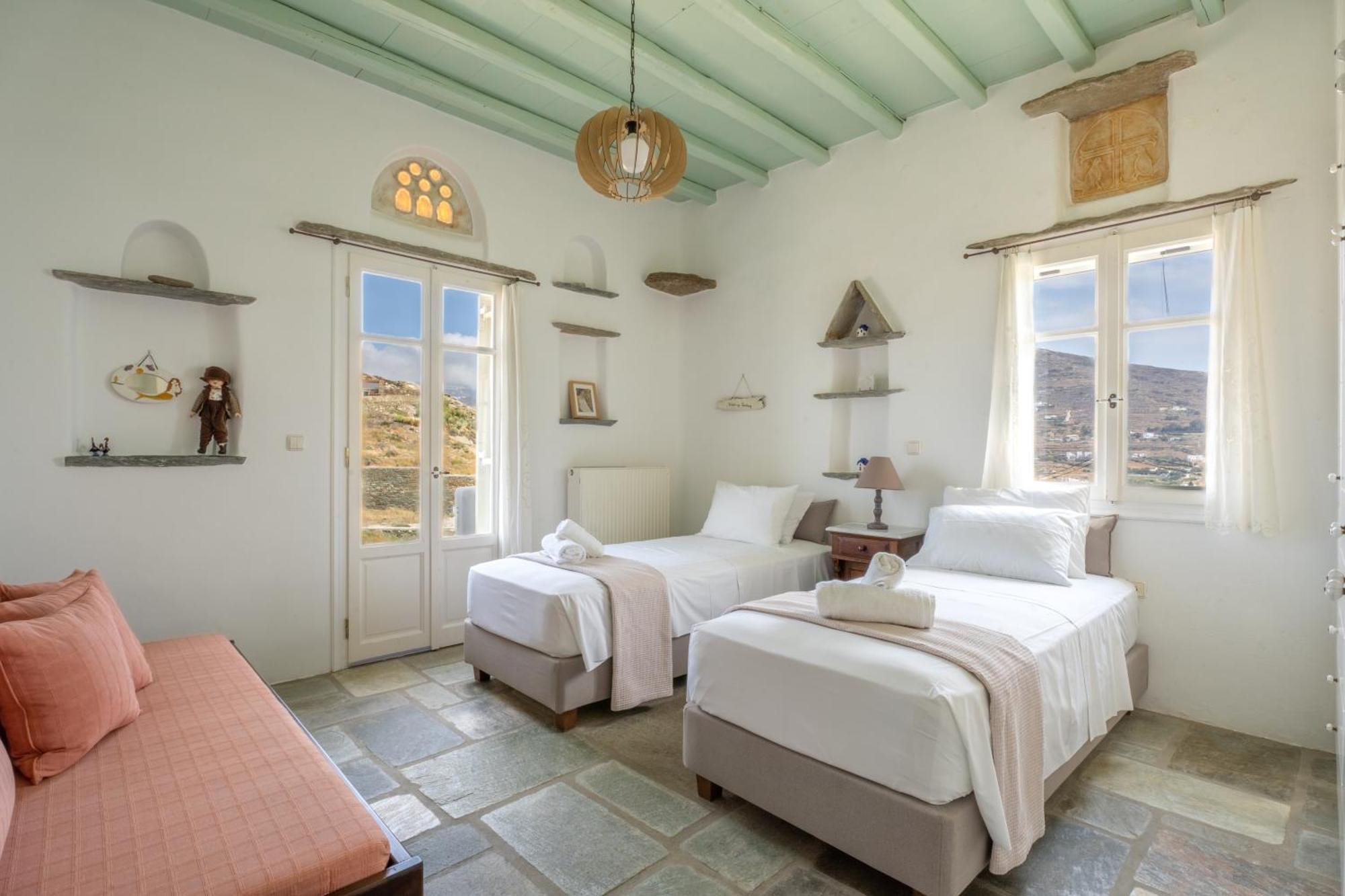 Maison Simone With Private Heated Infinity Pool & Spectacular Sea View Holiday home *