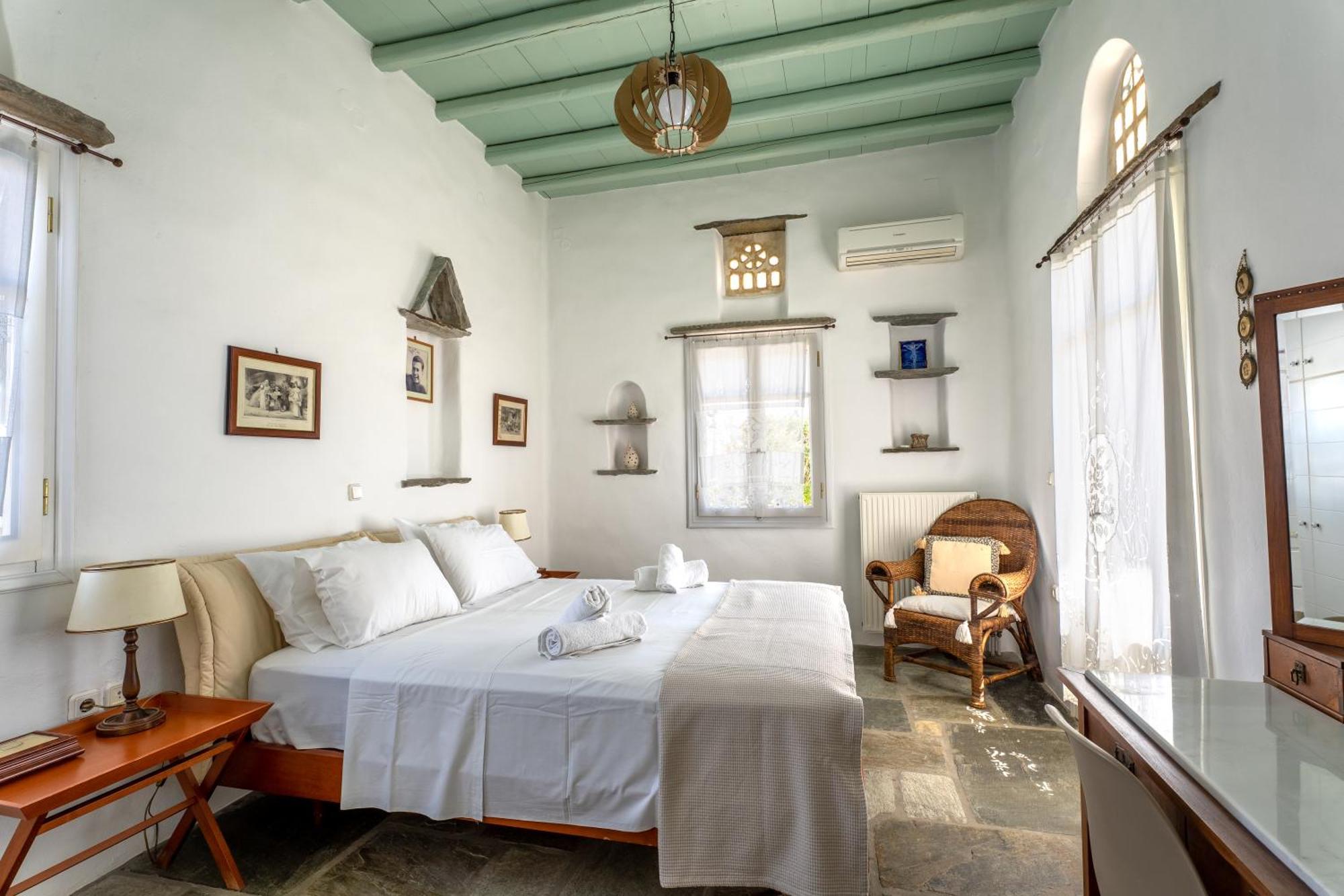 Holiday home Maison Simone With Private Heated Infinity Pool & Spectacular Sea View